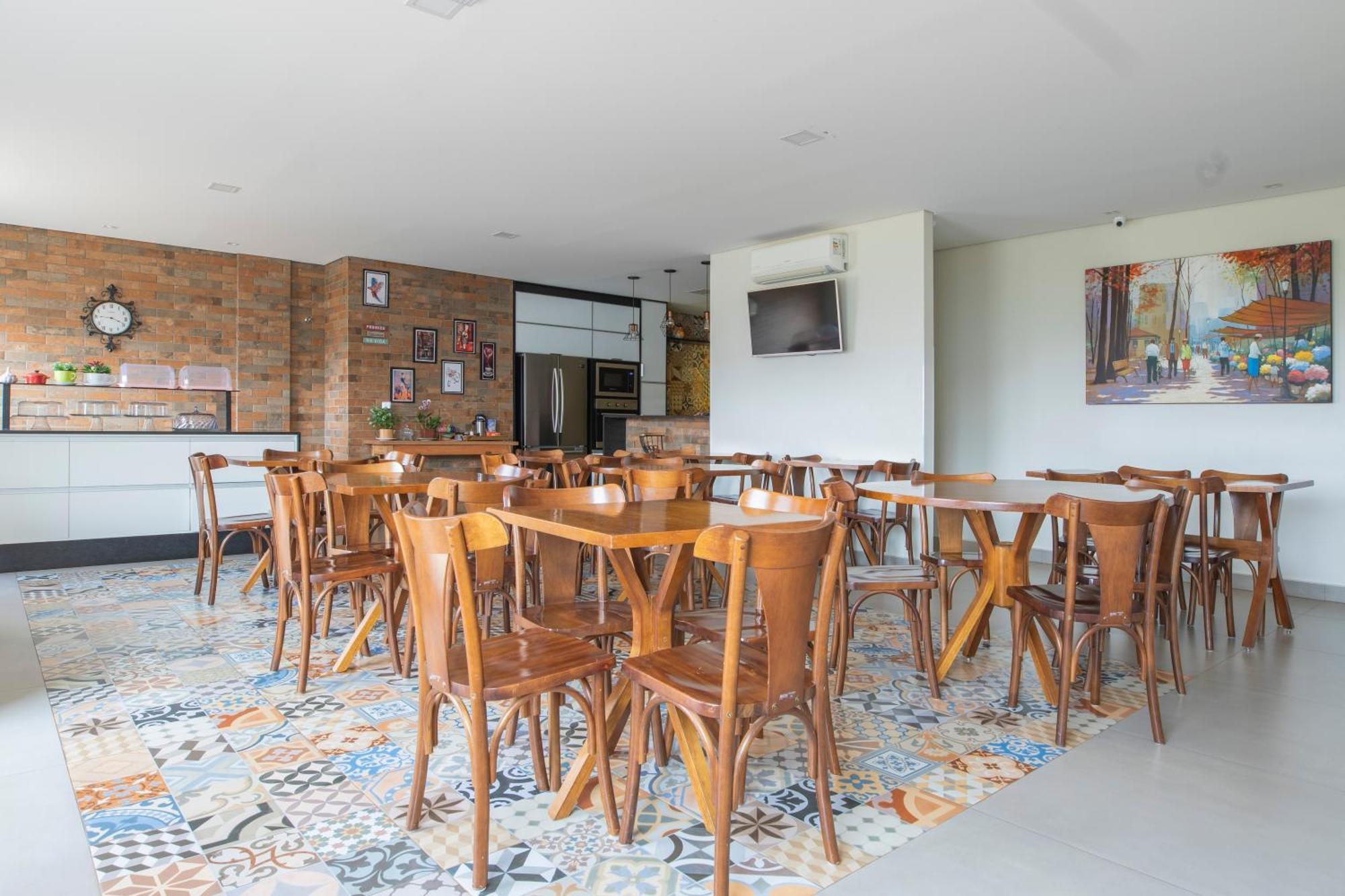Oyo Tropical Confort Hotel, Brasilia Sao Sebastiao  외부 사진