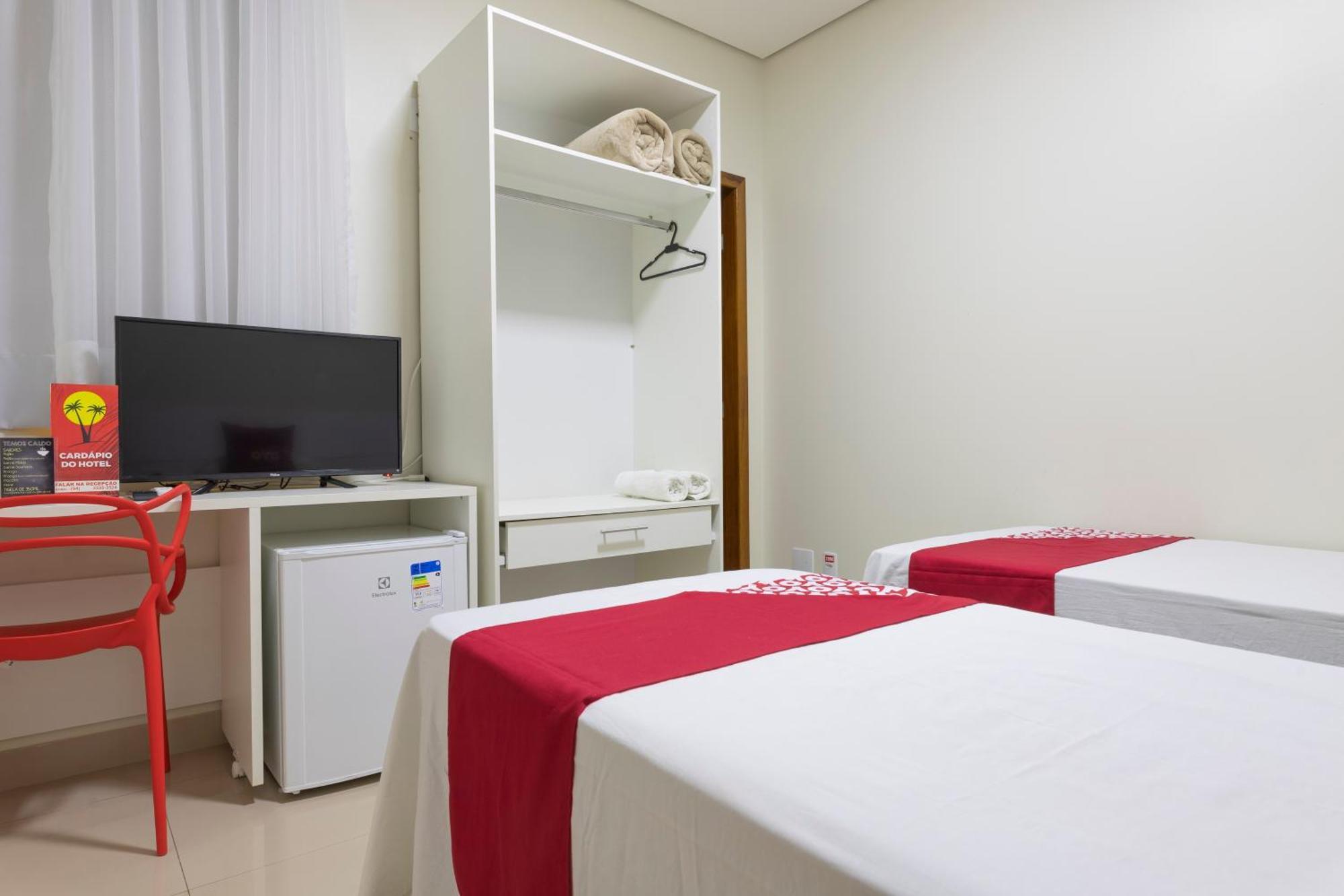 Oyo Tropical Confort Hotel, Brasilia Sao Sebastiao  외부 사진