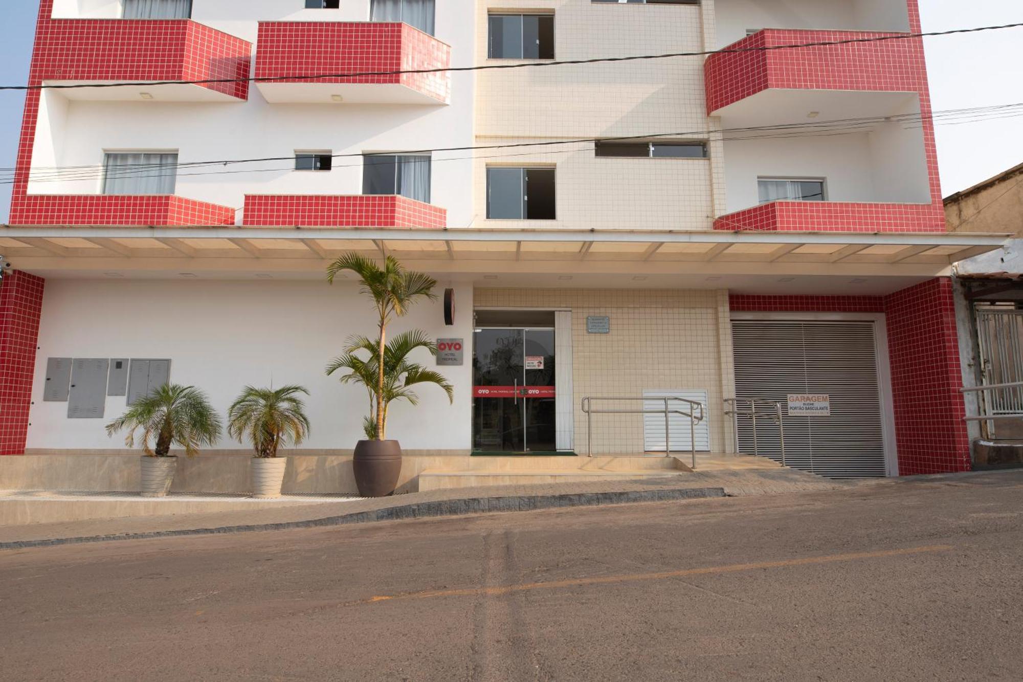Oyo Tropical Confort Hotel, Brasilia Sao Sebastiao  외부 사진